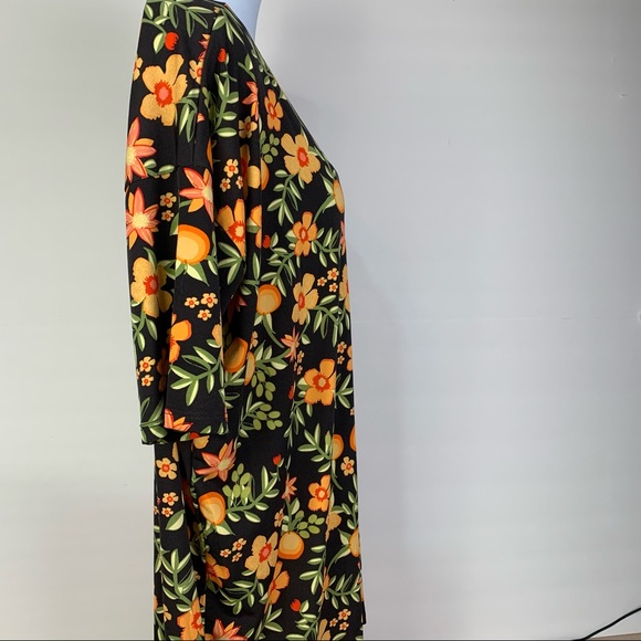 Lularoe NWT Tropical (Irma) Medium Shirtdress - Picture 2 of 3